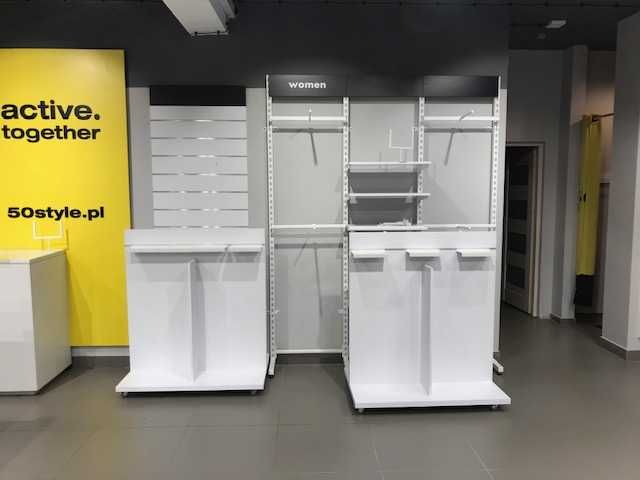 meble po sklepie 50style na salę sprzedaży 200m2