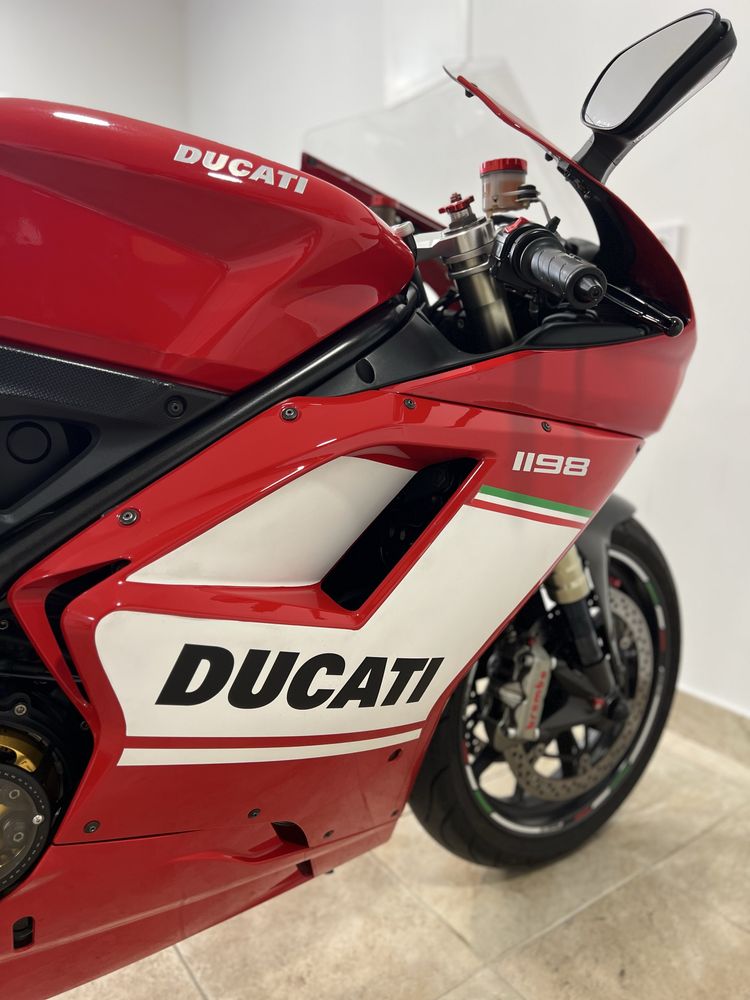 Ducati 1198.