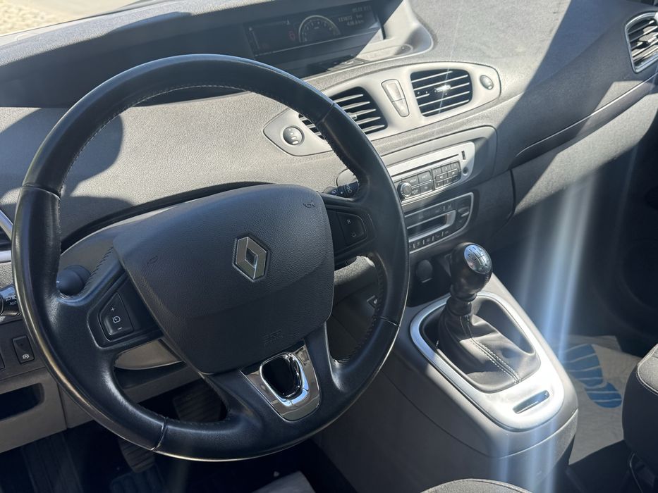 Renault Grand Scenic 1.2 TCE Jak Nowy