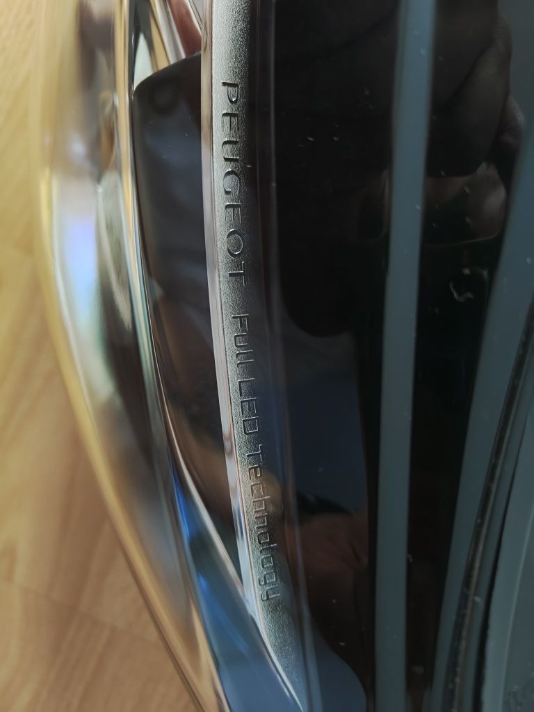 Peugeot 308 T9 lampa lewa full led kompletna IDEALNA