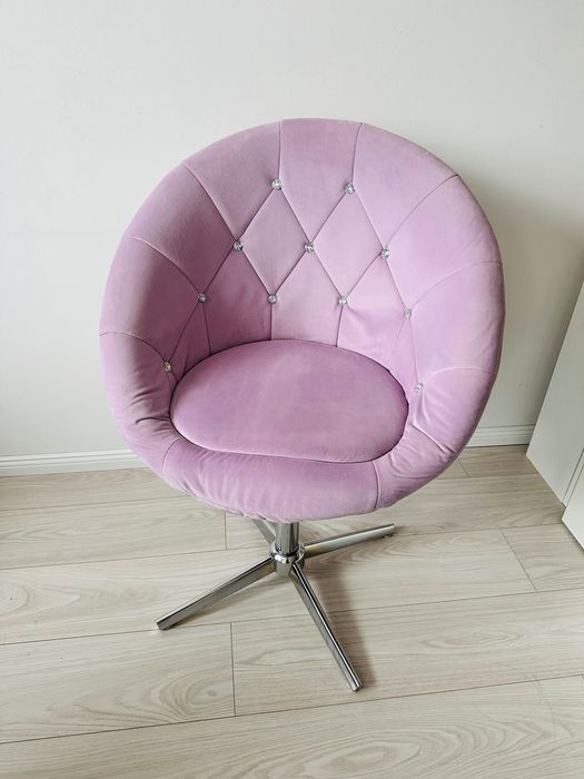 Fotel welurowy Cube wrzosowy podstawa chrom