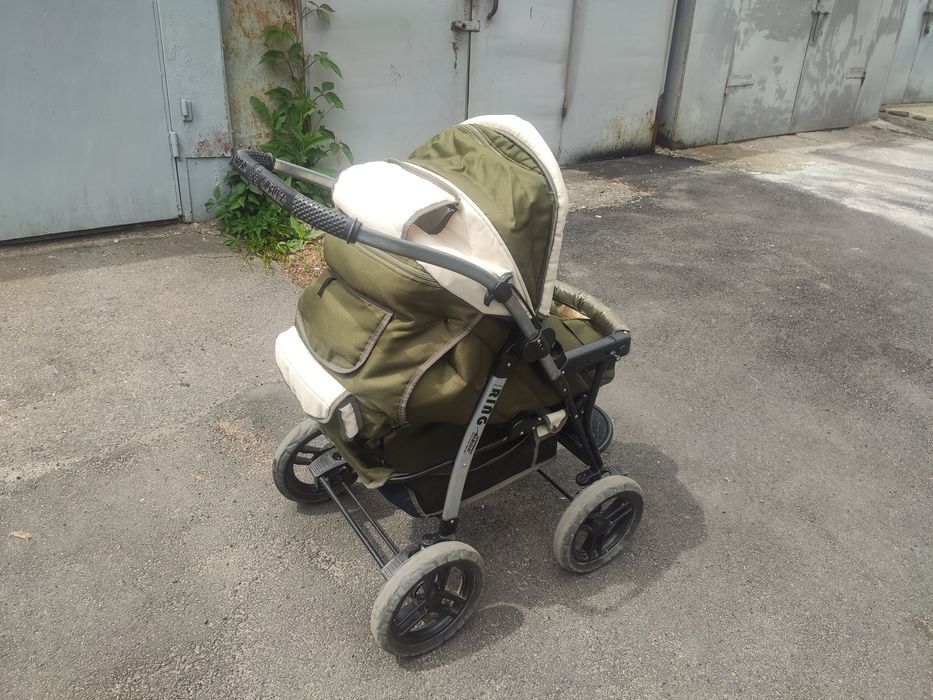 Дитячий візочок коляска