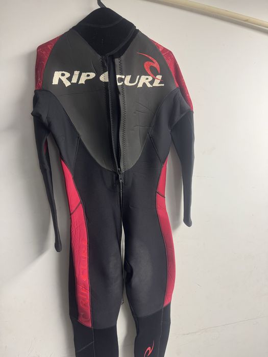 Vendo fato de surf RIP CURL