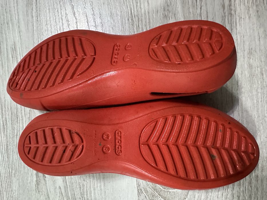 Босоножки CROCS 38-39