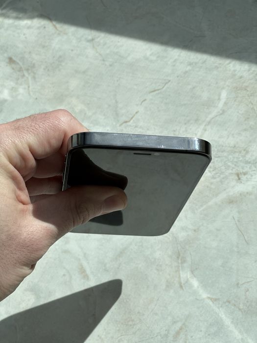 Iphone 12 pro 256 gb в отличном состоянии