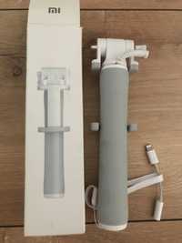 Монопод Xiaomi Mi Bluetooth Selfie Stick FBA4088TY беспроводная