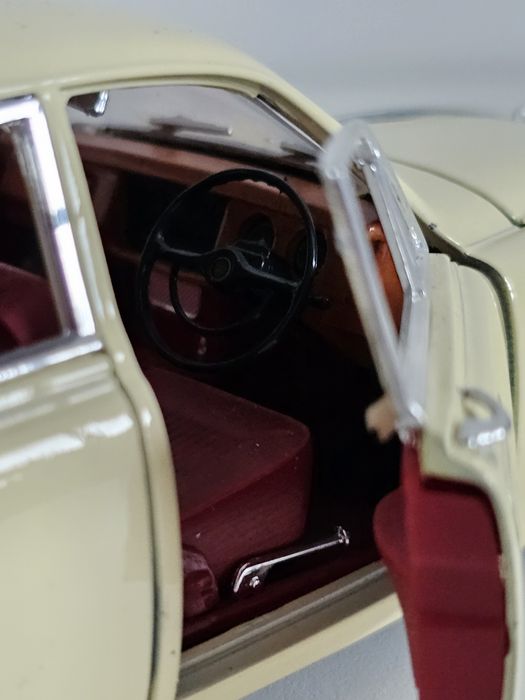 Jaguar mark II z 1959 maisto skala 1/18