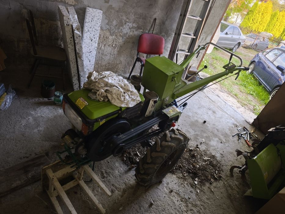 Motoblok ciągnik jednoosiowy