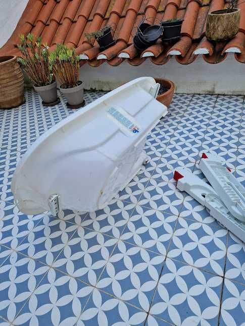 Banheira OK BABY Branca Onda Evolution com suporte para Banheira