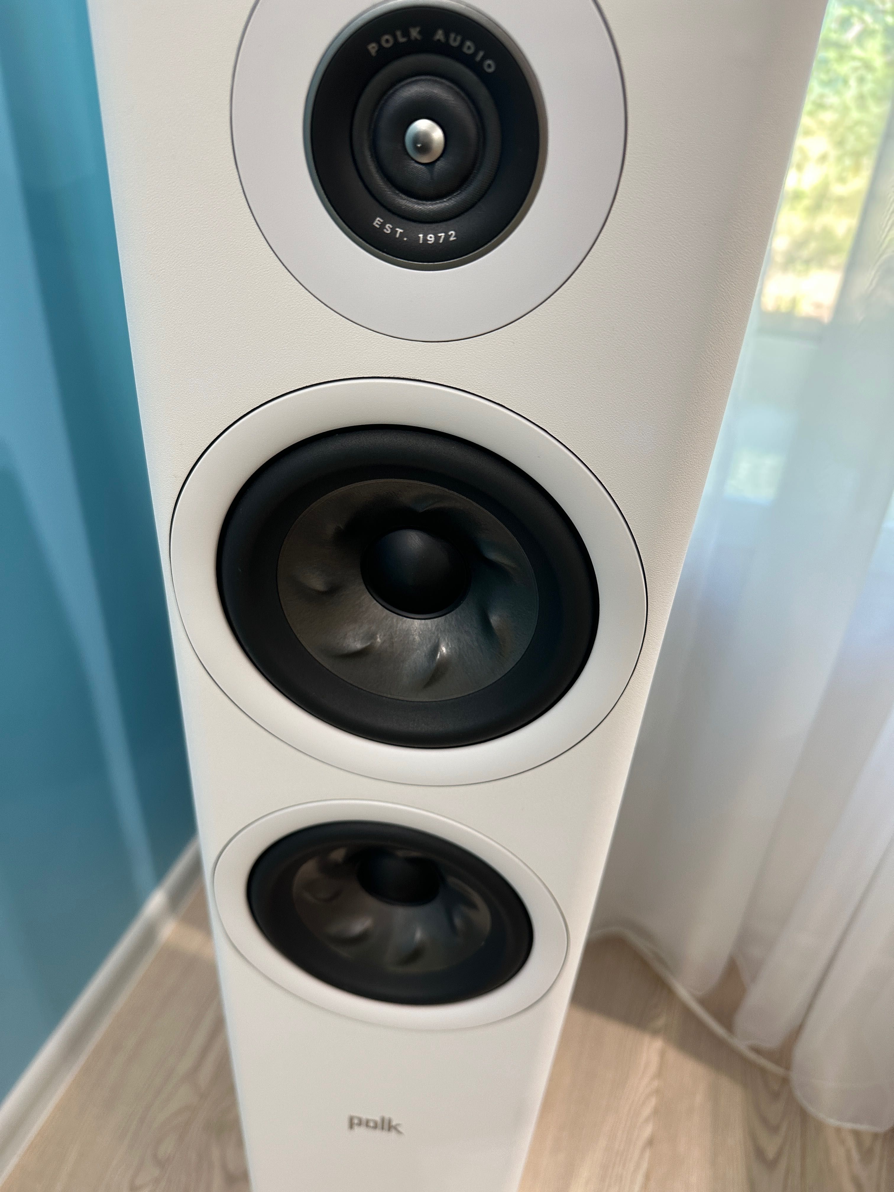 Продам акустику Polk Audio Reserve 500