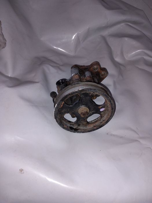 Стартер  генератор гідропідсилювача  тойота ленд крузер 100 лексус дж4