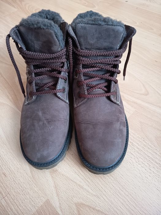 Buty CCC zimowe damskie brązowe ocieplane skórzane rozmiar 39 kupione