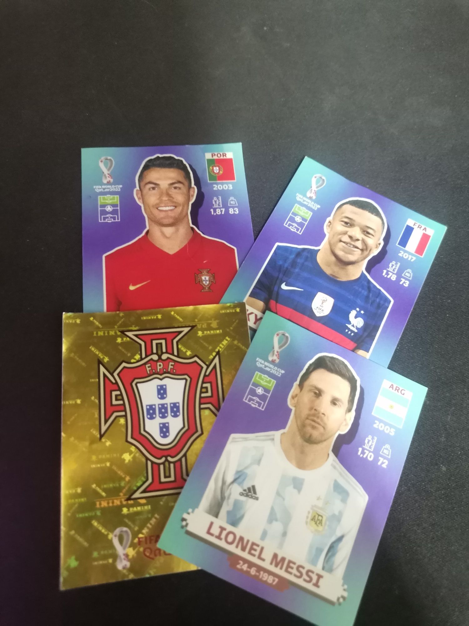 Cromos Mundial 2022 Normais/Brilhantes