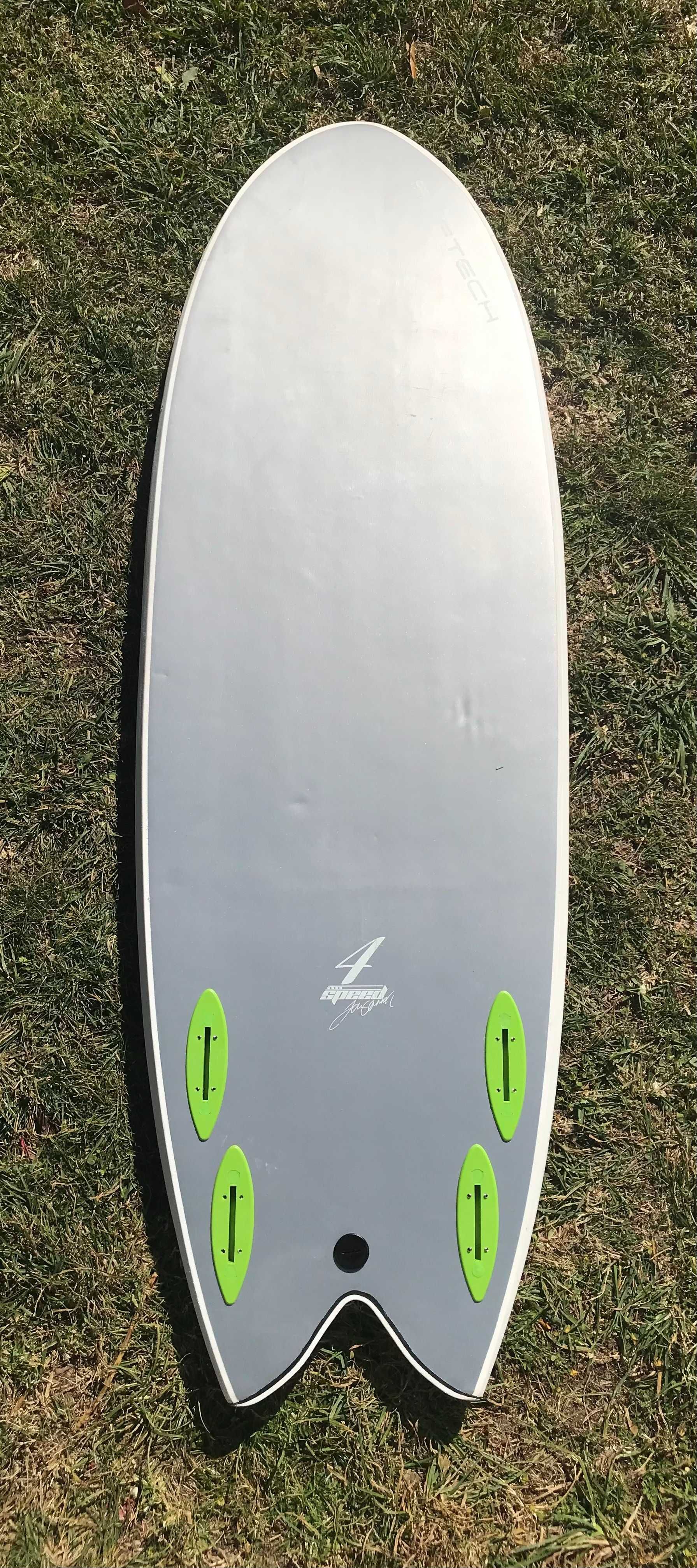 Softboard - Surf - Softech 5'4 - 33 Litros