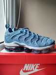 Buty Nike Air VaporMax Plus, rozmiar 42, nowe