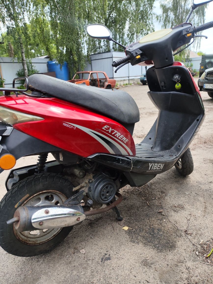 Скутер Yiben extreme