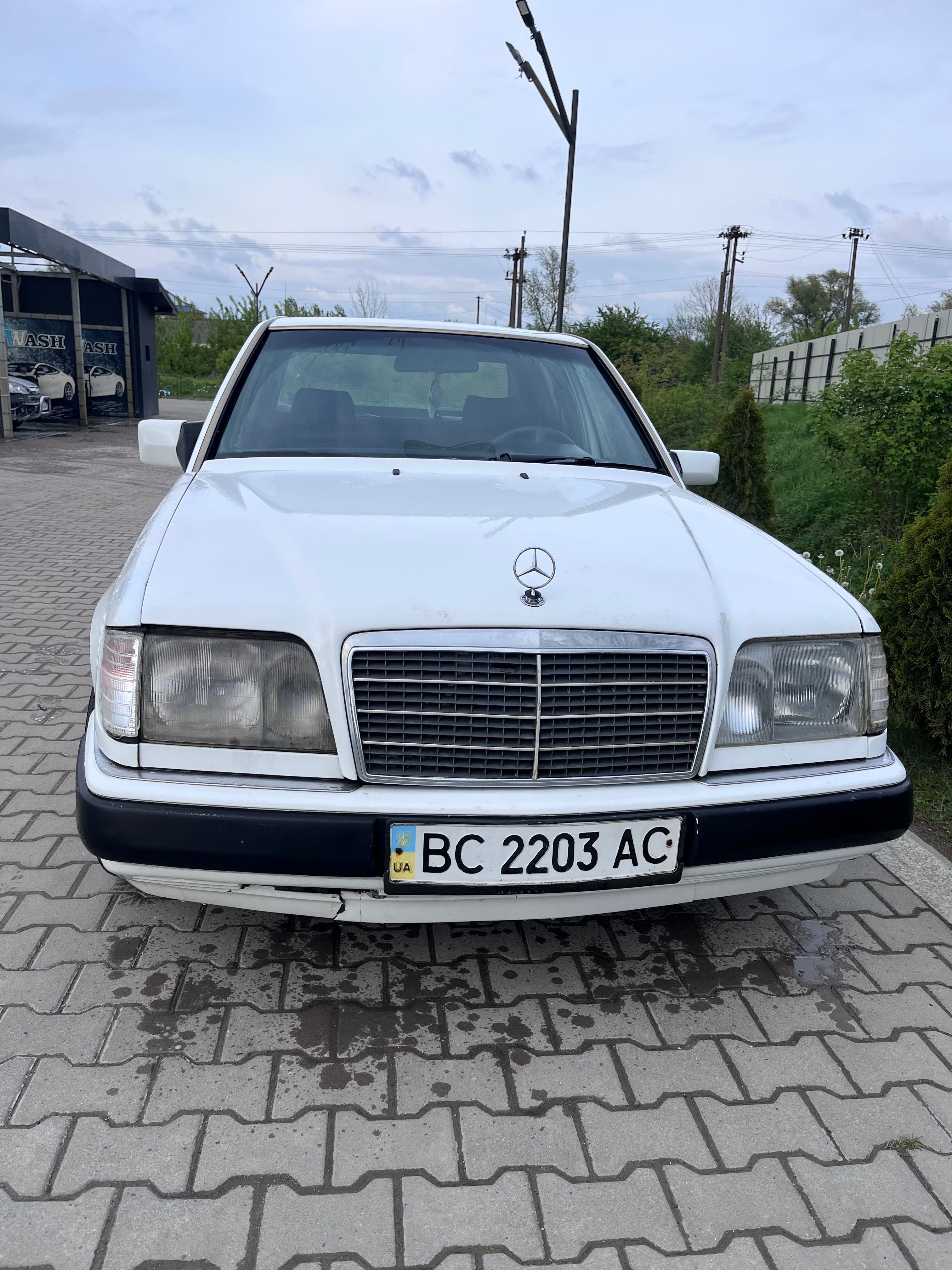 Продам mercedes benz 124