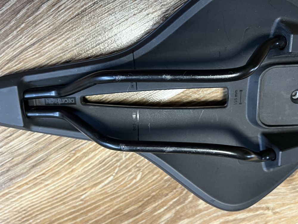 siodełko rowerowe Btwin szosowe/MTB light 155mm