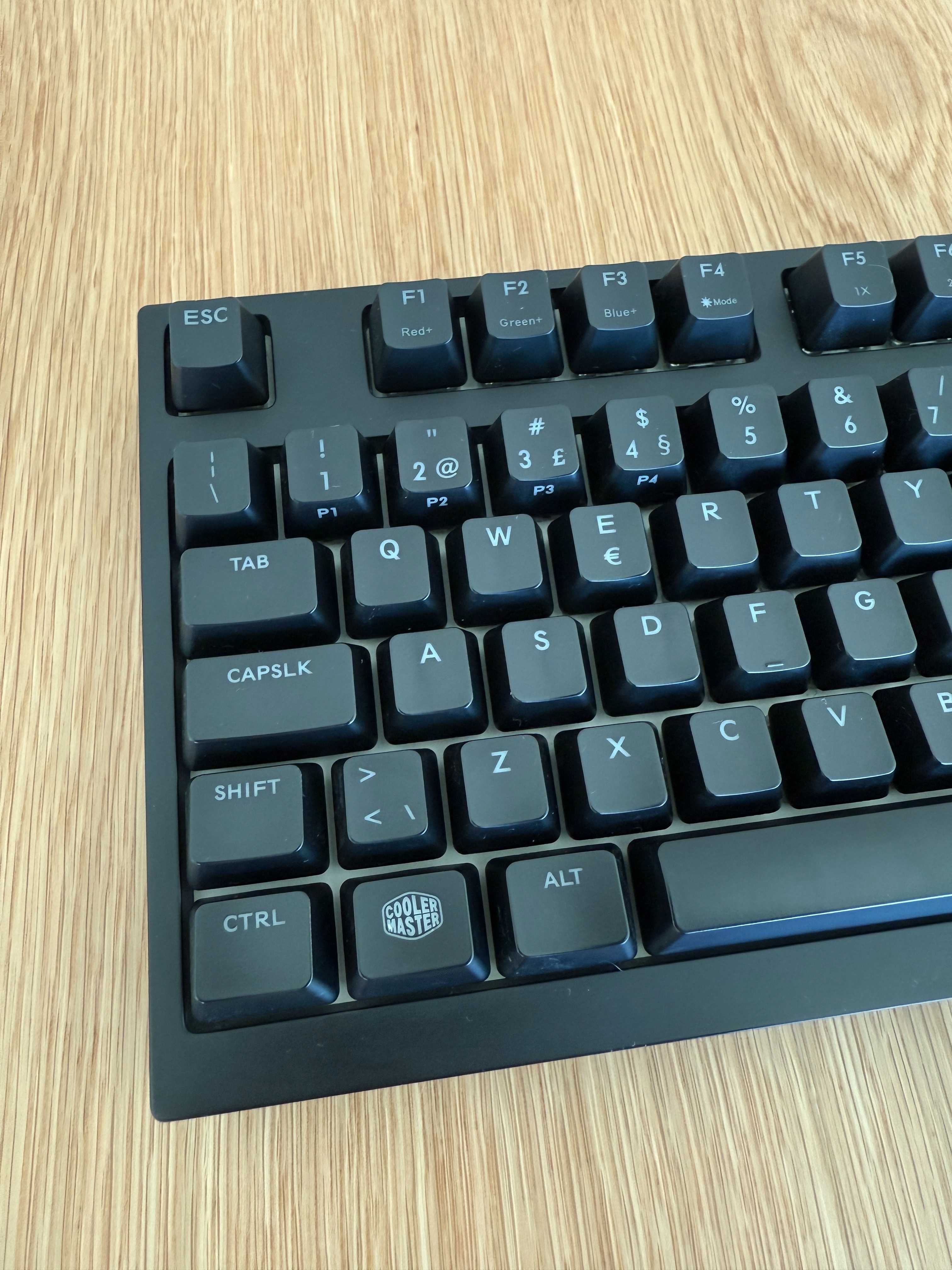 Teclado Mecanico RGB Com Fio Cooler Master