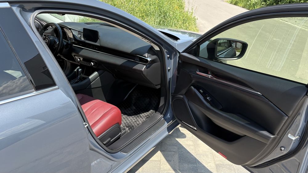 Мазда 6 Carbon Edition 21р 67т.км