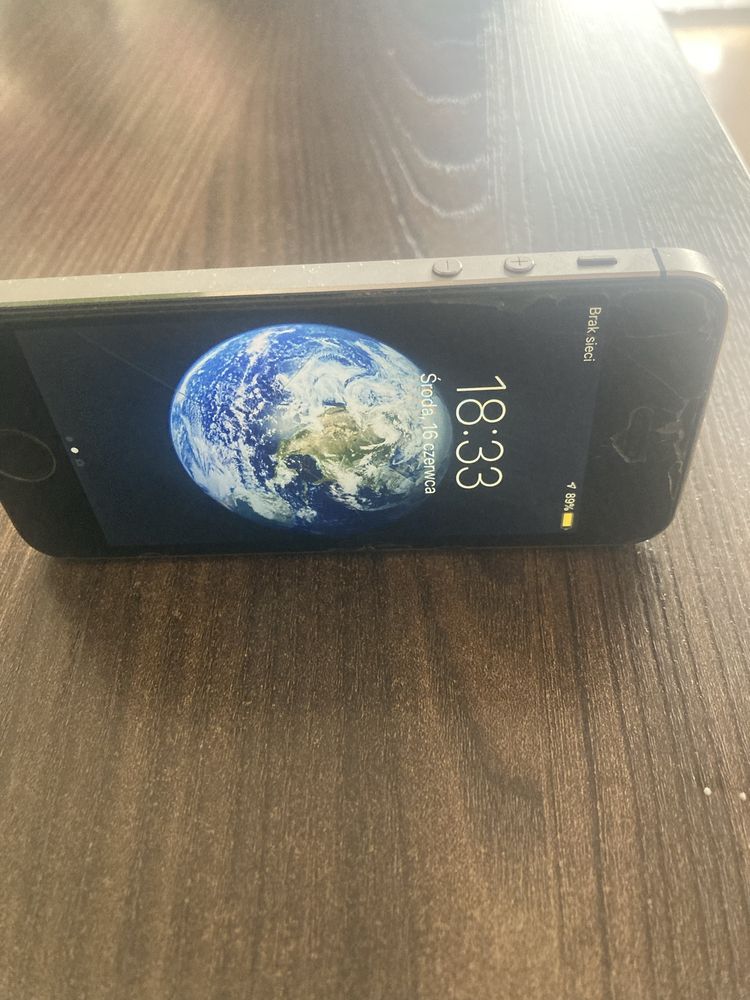 Iphone 5 s bez ladowarki bez pudelka