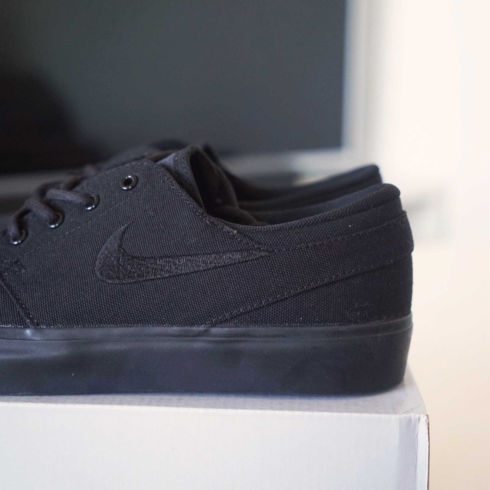 Buty NIKE SB Janoski - czarne - r. 38.5 - oryginalne