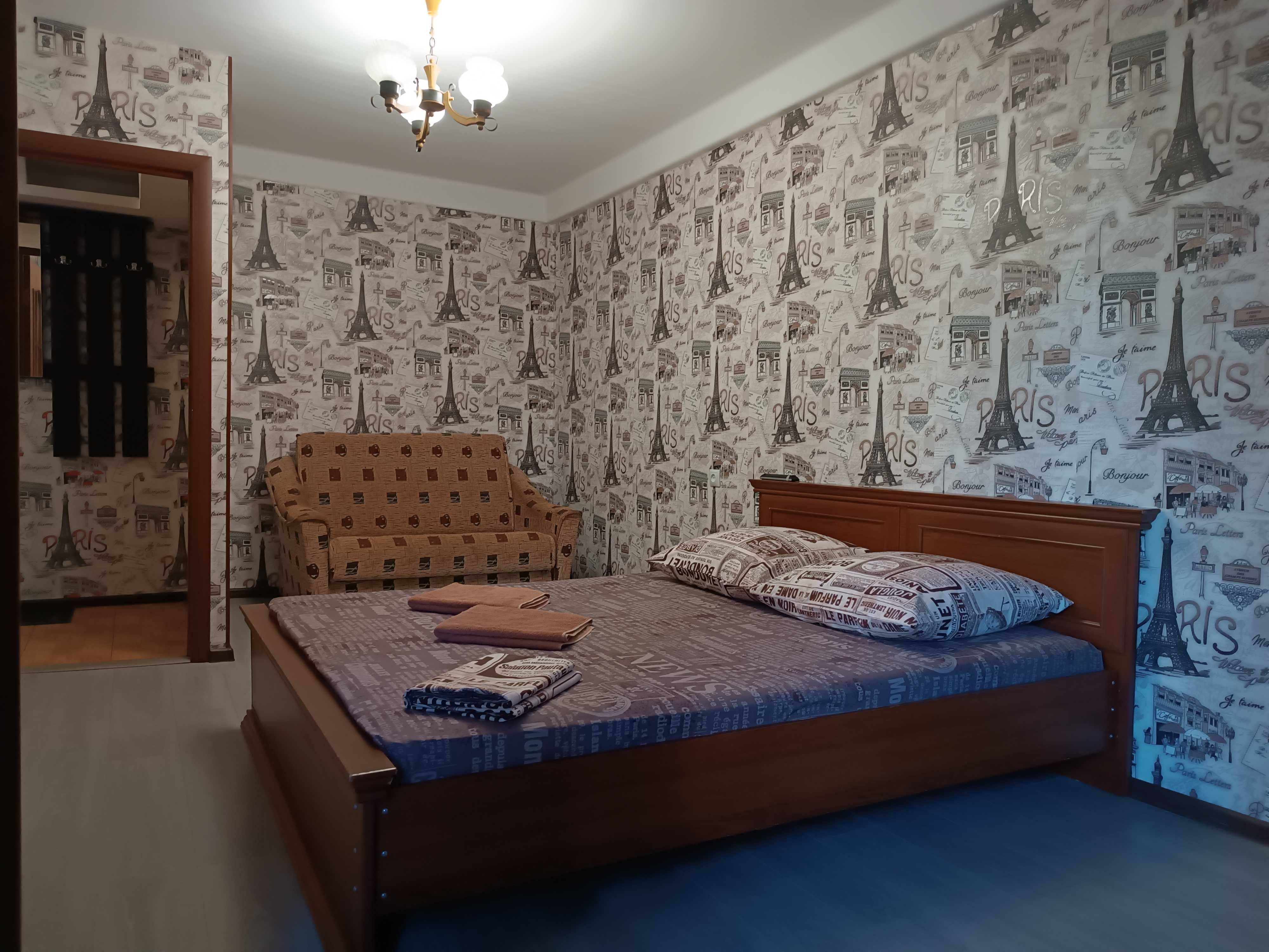 ТЦ "Oasis" метро "Героїв Дніпра" 1-хв ходьби.  пр.Оболонський-43.