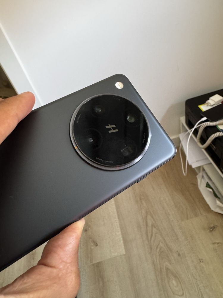 Oppo Find X8 Pro + Honor Magic 7 pro