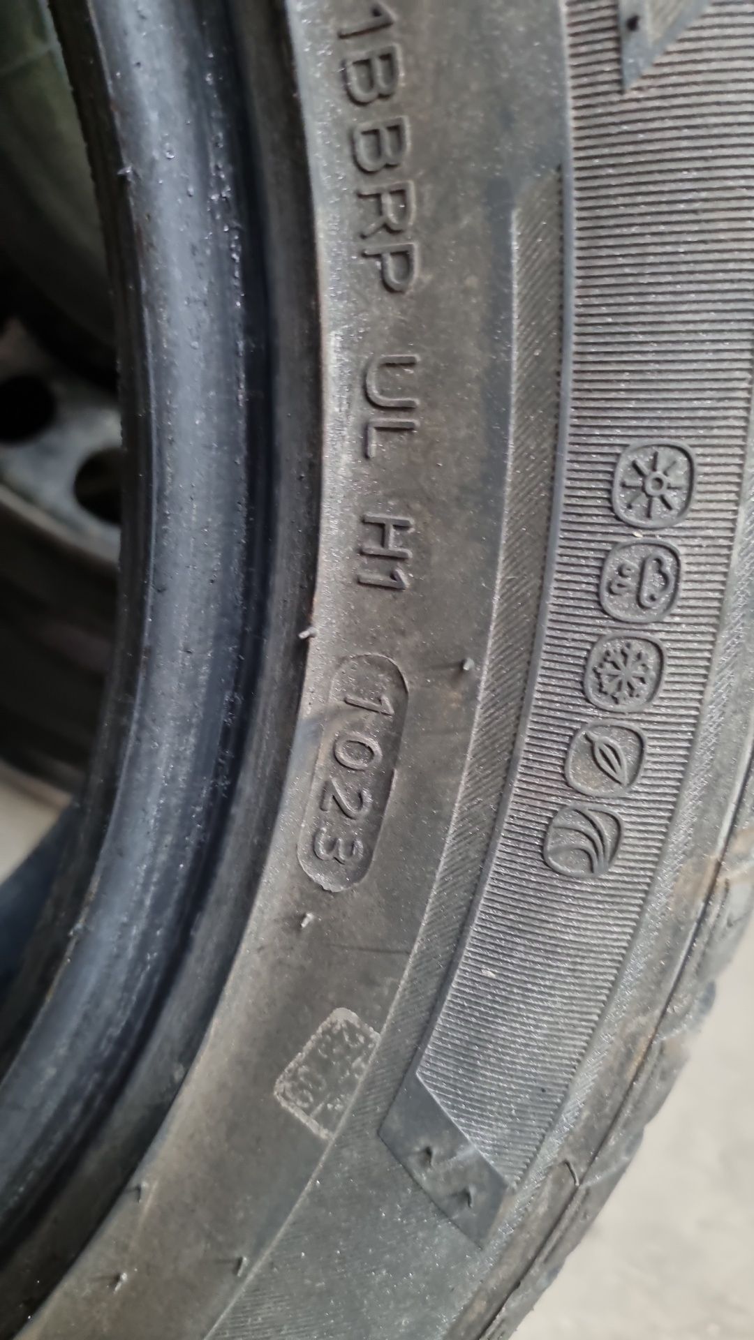 Hankook Kinergy 4S 205/55/16 94H