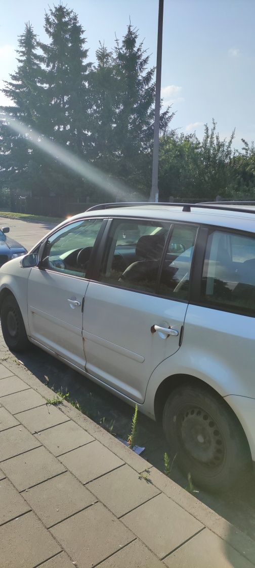 VW TOURAN - Tani, dobry, niezawodny