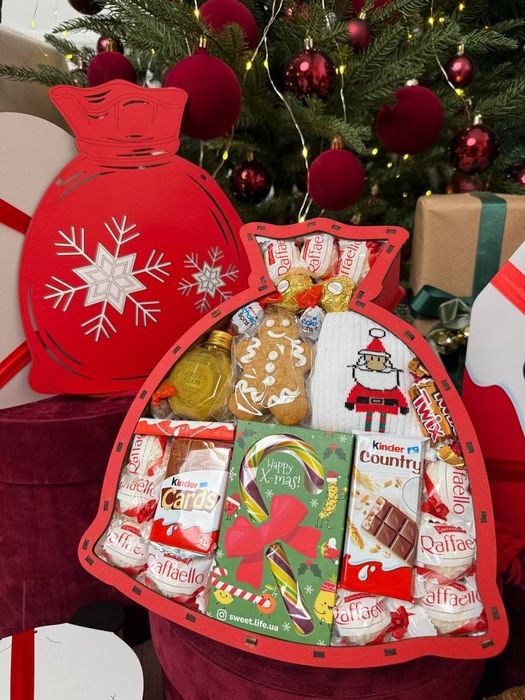 Подарунковий набір бокс Солодкий подарунок для дочки Мішечок Кіндер