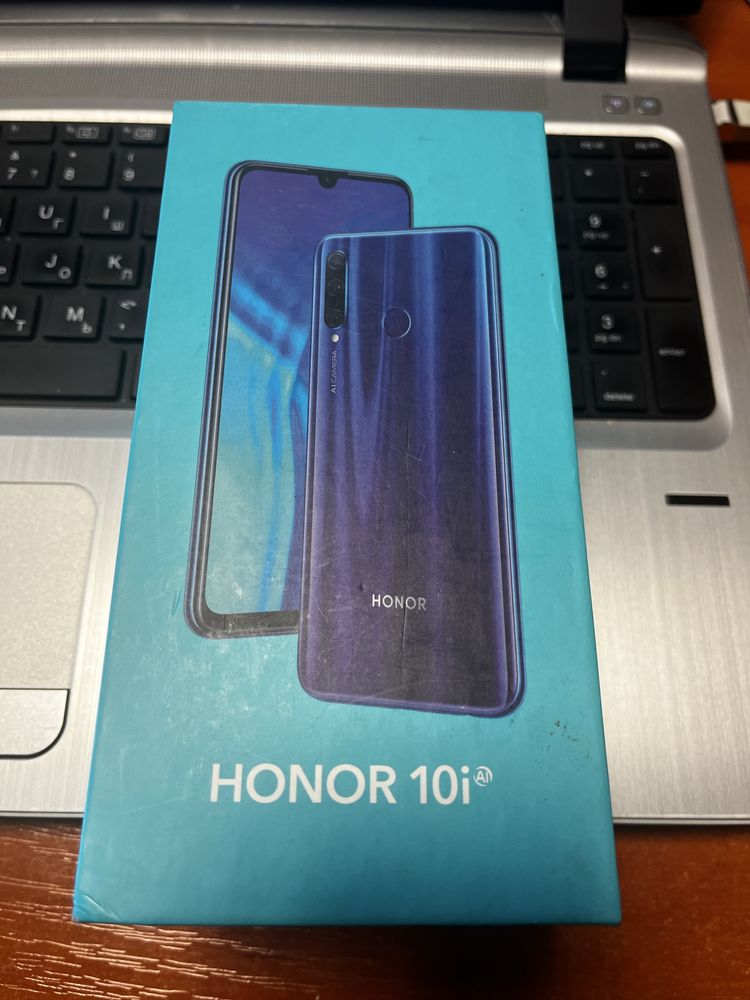 Honor 10i 4/128 смартфон