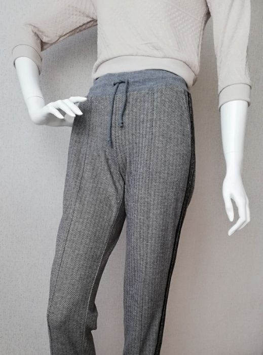 Spodnie dresowe MANGO casual szare lampasy S M 36 38