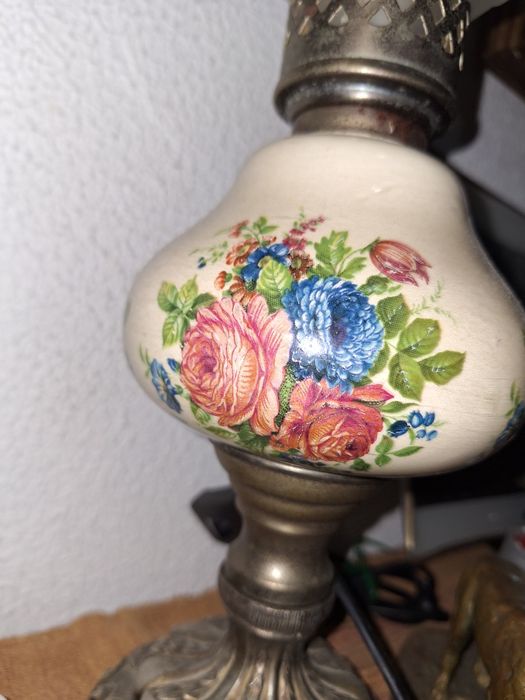 Candeeiro de mesa antigo