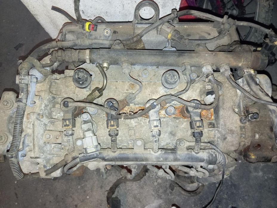 Motor caixa injetores e diversas peças opel corsa 1.3cdti 2004