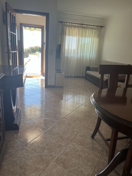Andar Moradia na Areosa