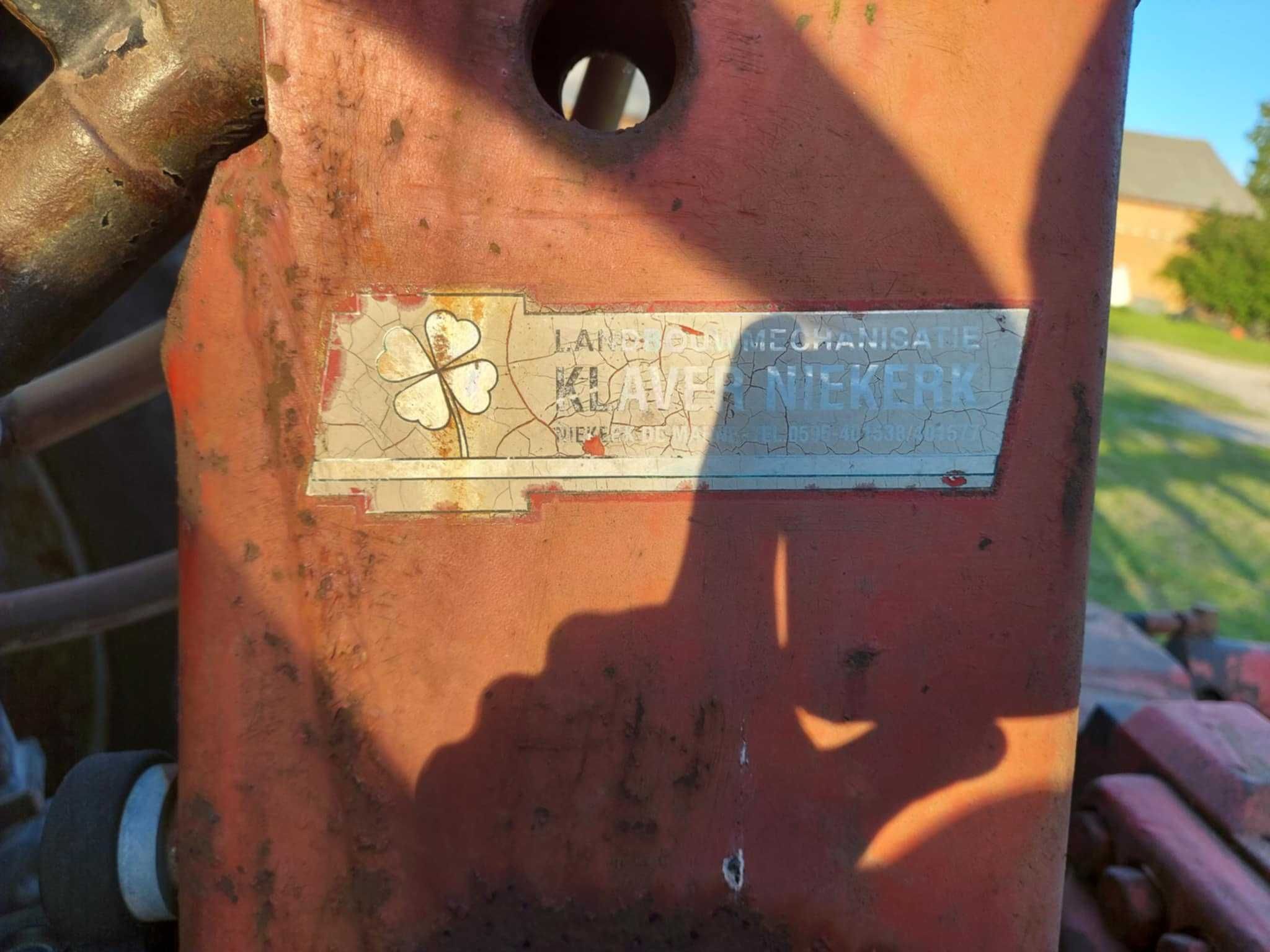 PŁUG NIEMEYER Delta 4 250 Vario 4+