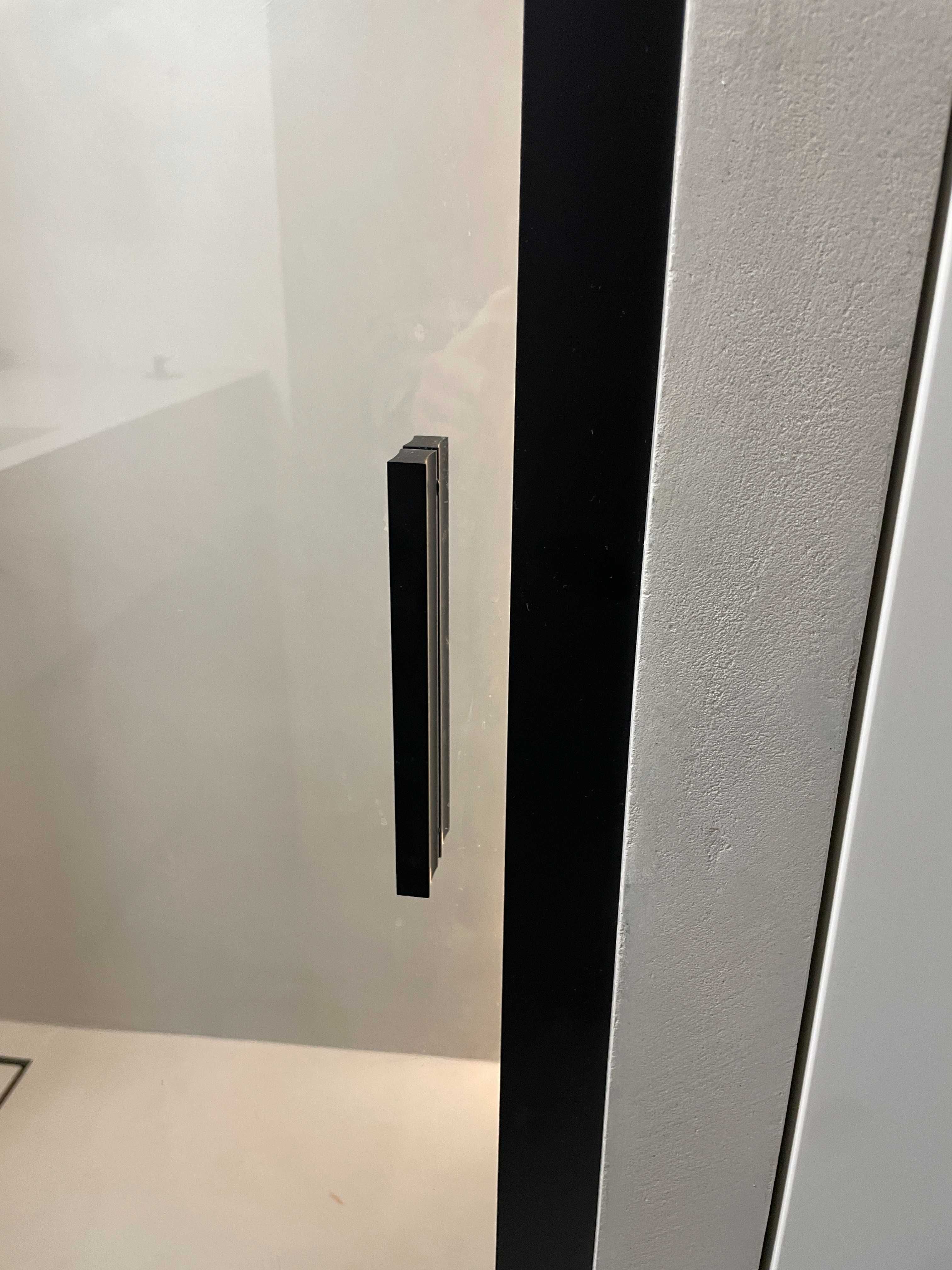Nowe drzwi wnękowe przesuwne RADAWAY Alienta Black DWJ - okazja!