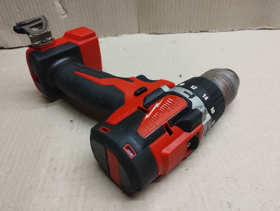 Wkrętarka udarowa Milwaukee CBLPD m18 z 2019 roku