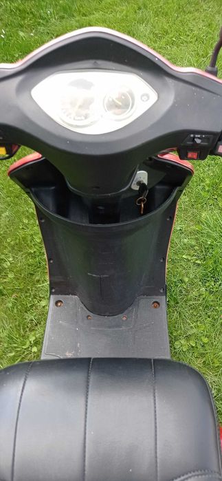 Trójkołowy skuter elektryczny inwalidzki , pojazd dla seniora