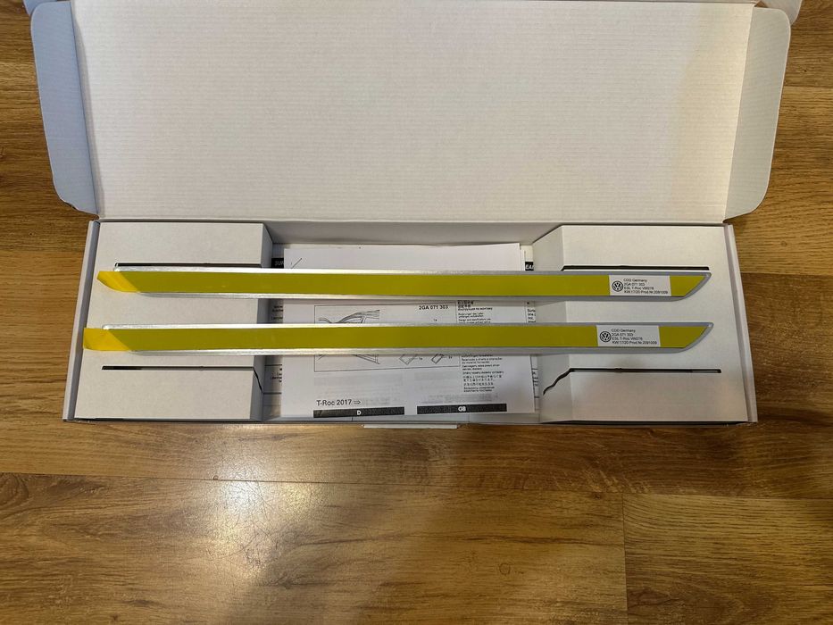 Oryginalne  listwy progowe z aluminium Volkswagen T-ROC- nowe !!