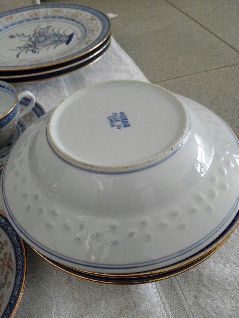 Peça de louça - porcelana chinesa