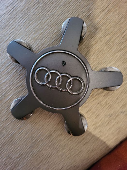 Dekielek Audi 135 mm