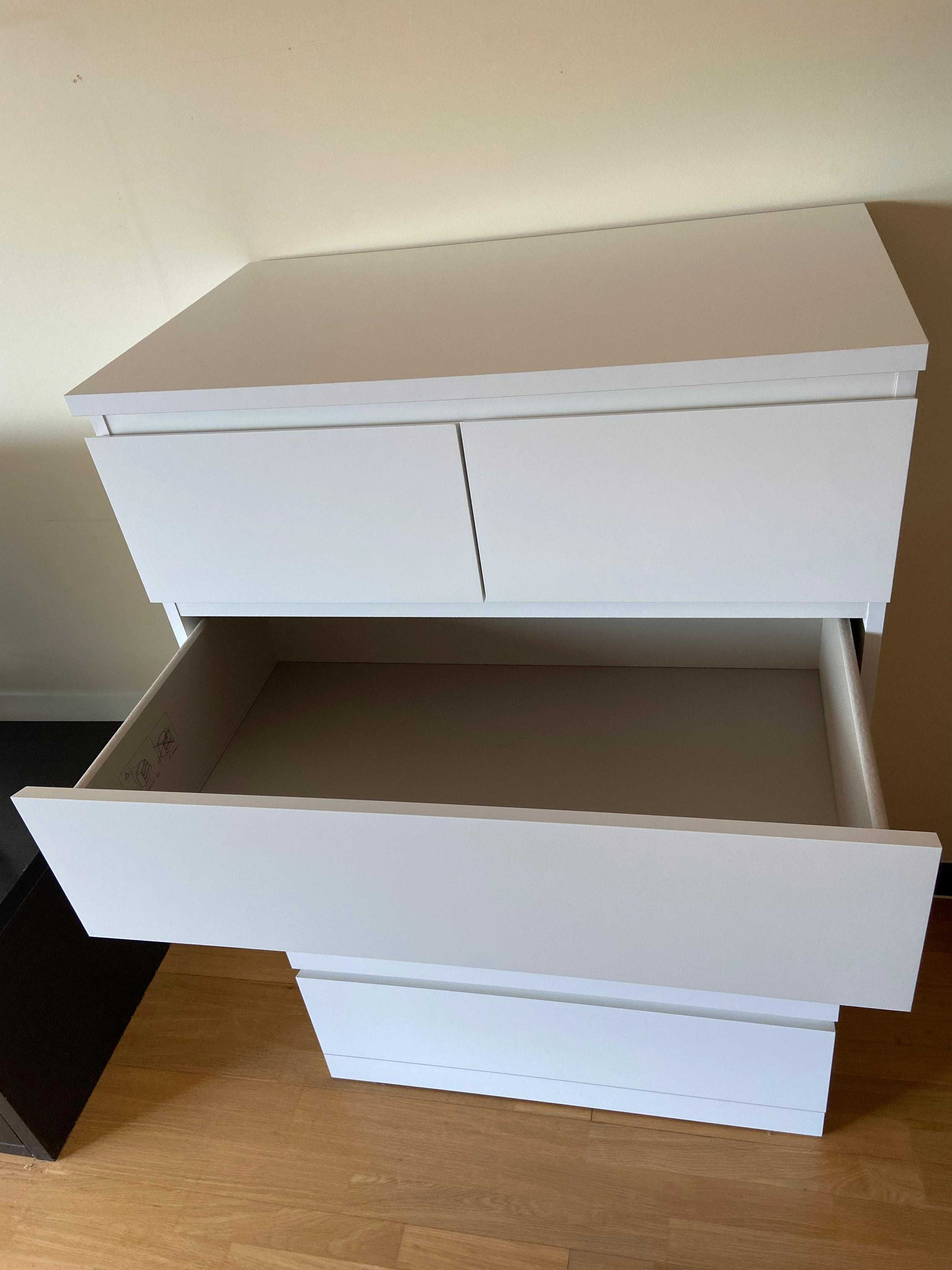Cómoda Ikea MALM 6 gavetas (branca)