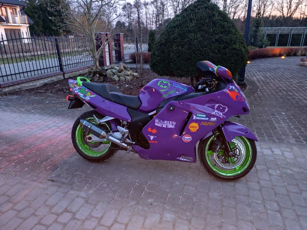 *** HIT*** Honda CBR BlackBird
