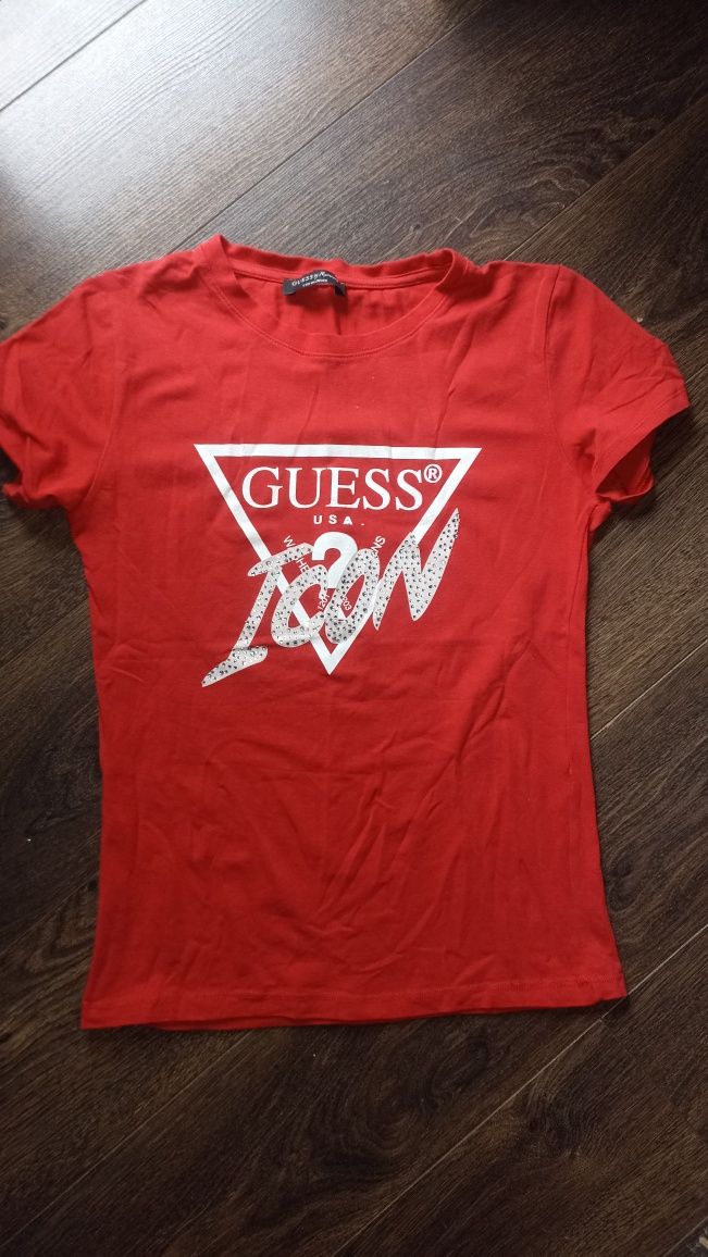 Czerwona koszulka t-shirt Guess