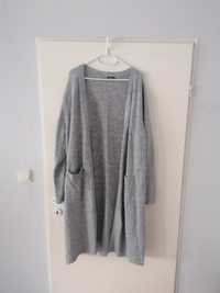 Szary długi sweter z kieszeniami oversize L