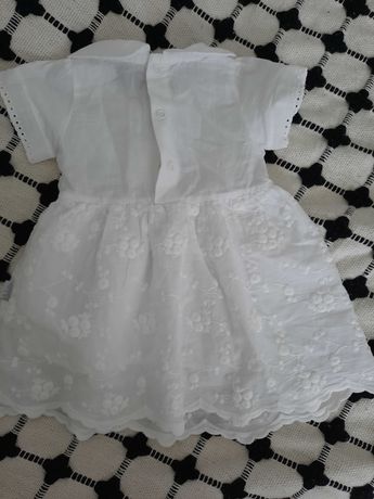 Biała sukienka rozmiar 62