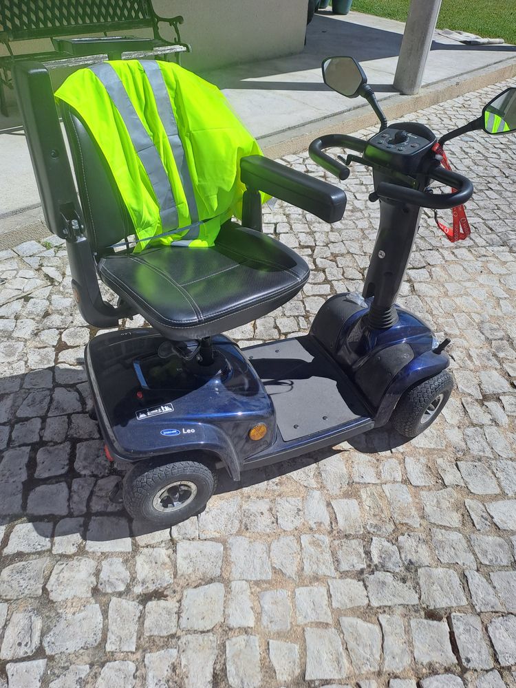 Scooter de mobilidade eléctrica