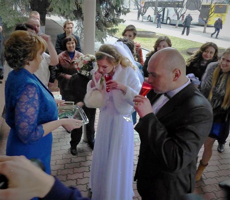 Тамада ведуча музика DJ юбілей весілля 1рік киев область